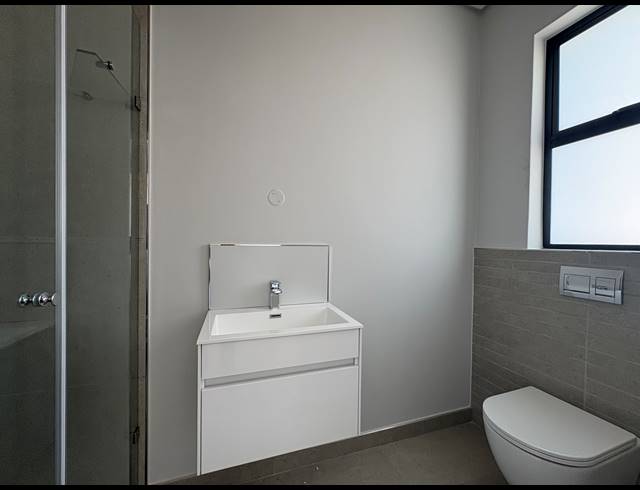4 BEDROOM HOUSE FOR SALE IN SANDOWN